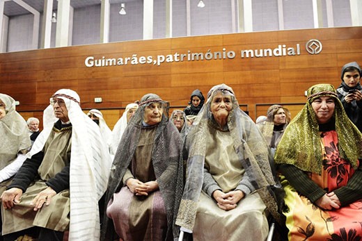 Idosos de Guimarães animaram Carnaval em desfile original