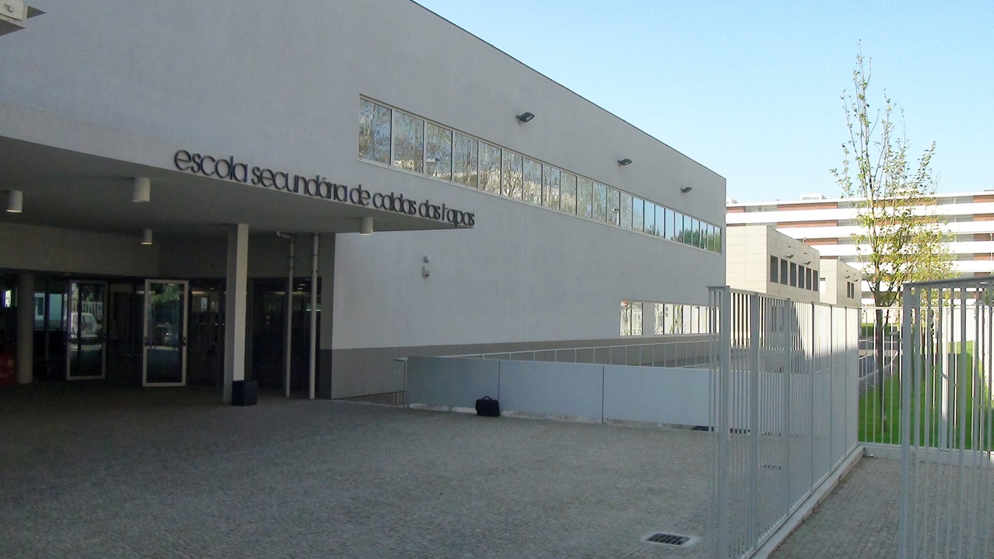 Câmara Municipal de Guimarães reúne esta quarta-feira na Escola Secundária das Taipas
