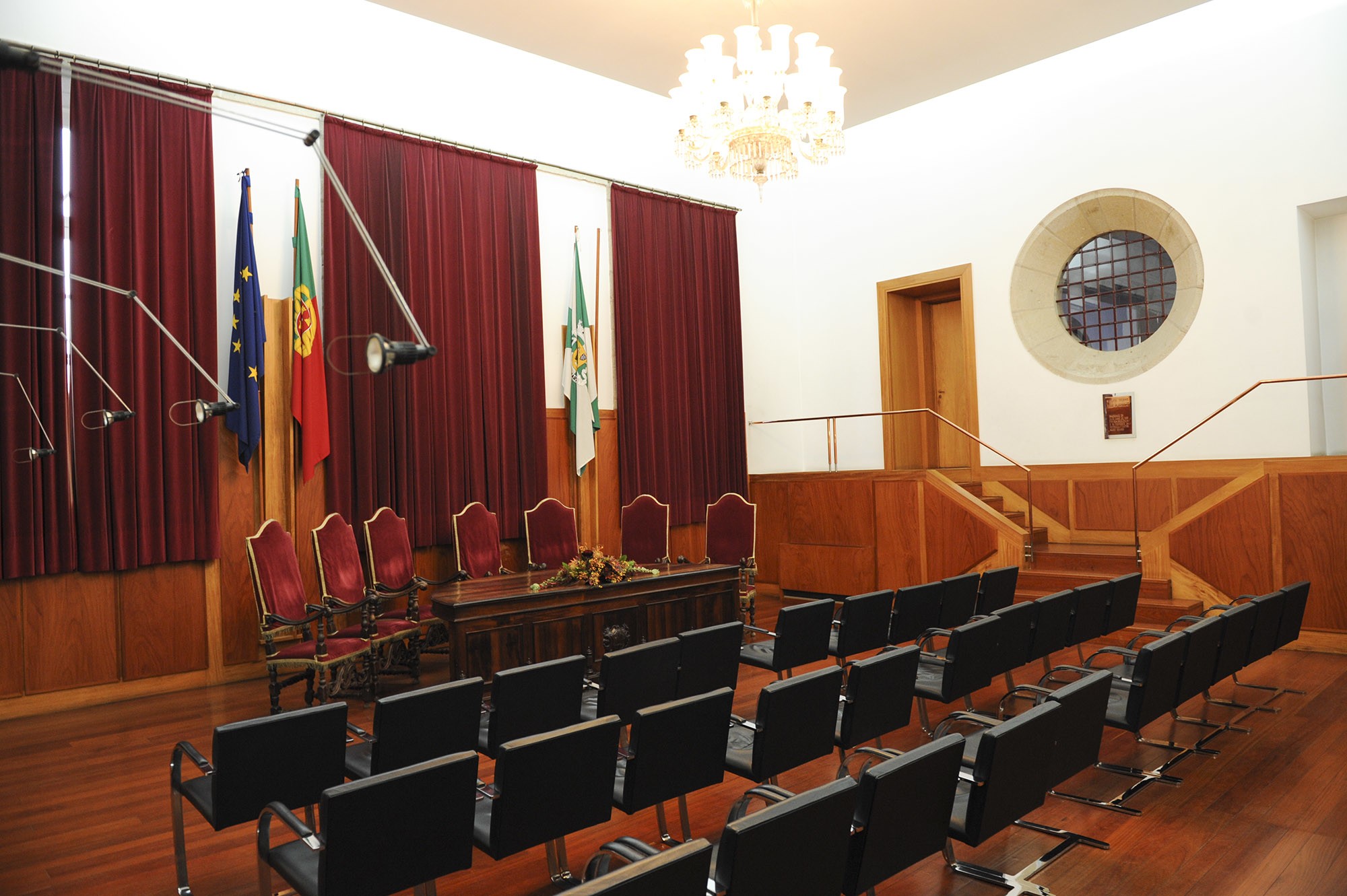 Câmara de Guimarães assina protocolos de âmbito social com 41 instituições do concelho