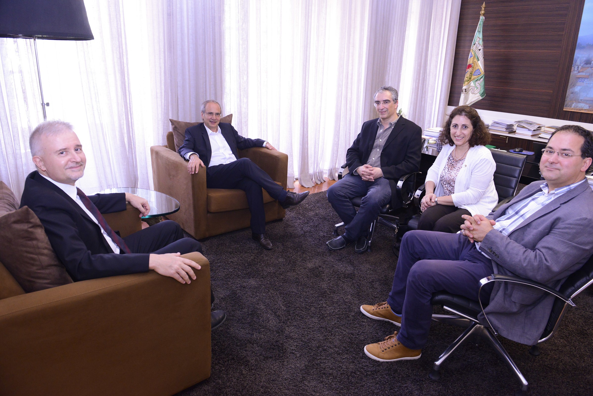 Presidente do Município recebeu Delegação da UNU que ficará instalada em Guimarães