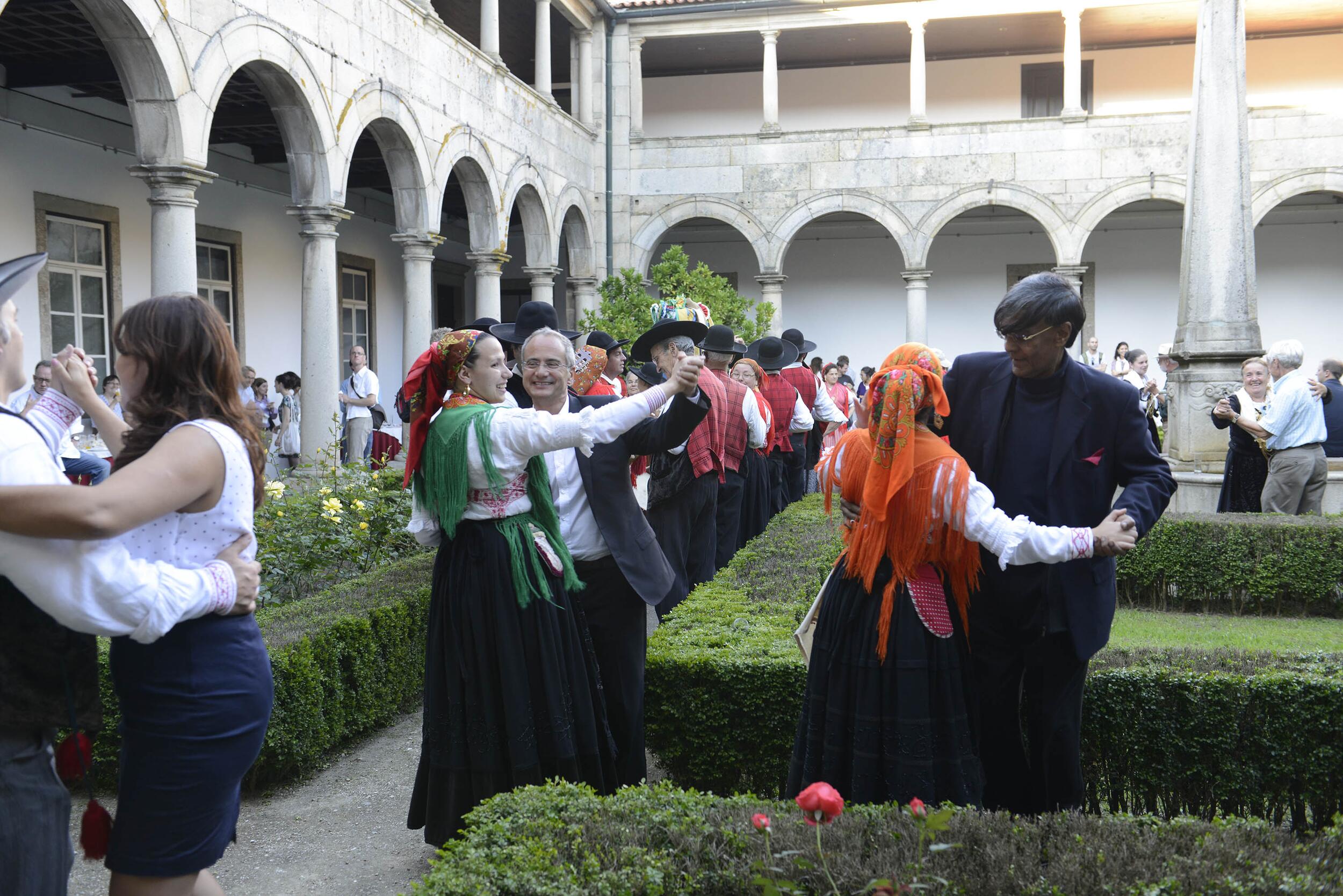 Câmara mostrou tradições de Guimarães na receção a historiadores mundiais do ambiente