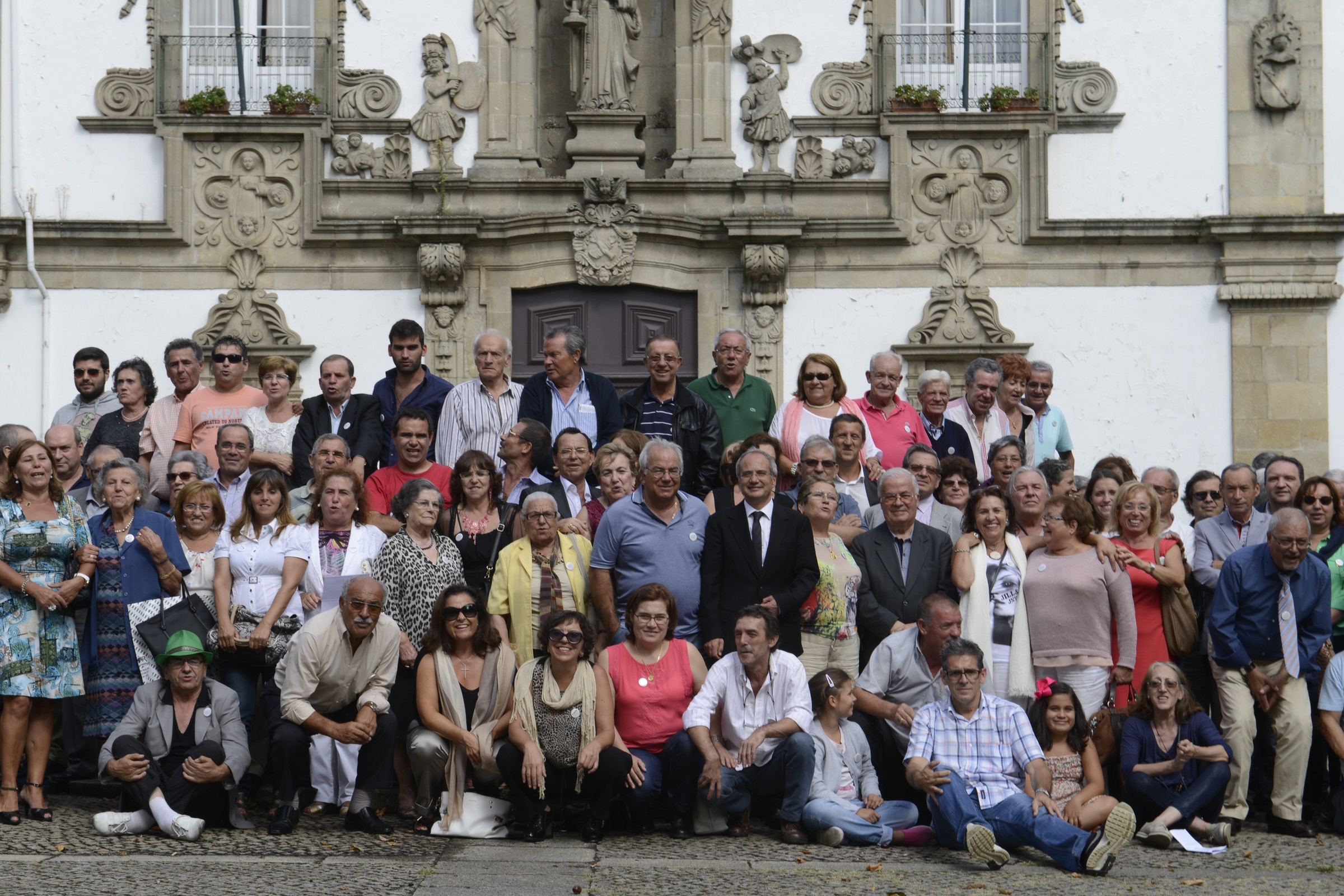 Moradores do Centro Histórico de Guimarães confraternizaram em reencontro de gerações