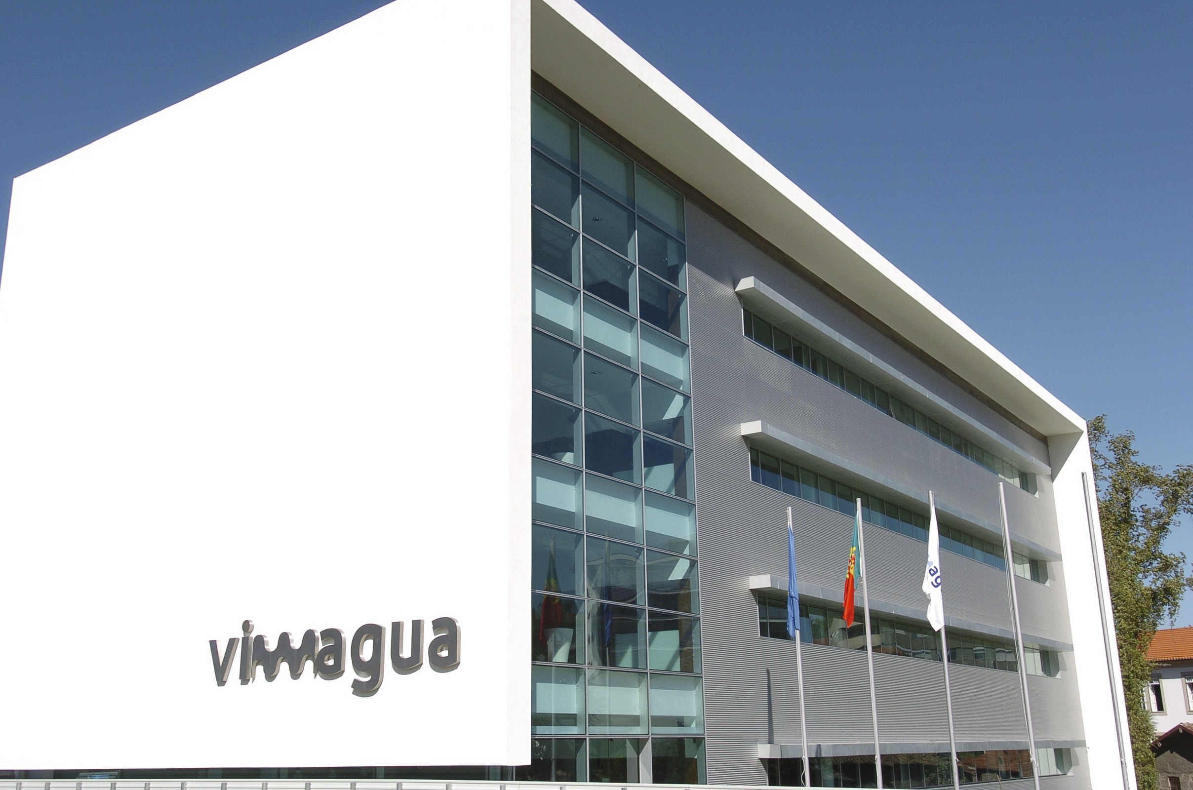 Interrupção programada no fornecimento de água esta terça-feira em Azurém