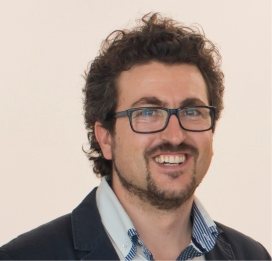 Cientista do AvePark recebe prémio europeu por contributos na área dos Biomateriais