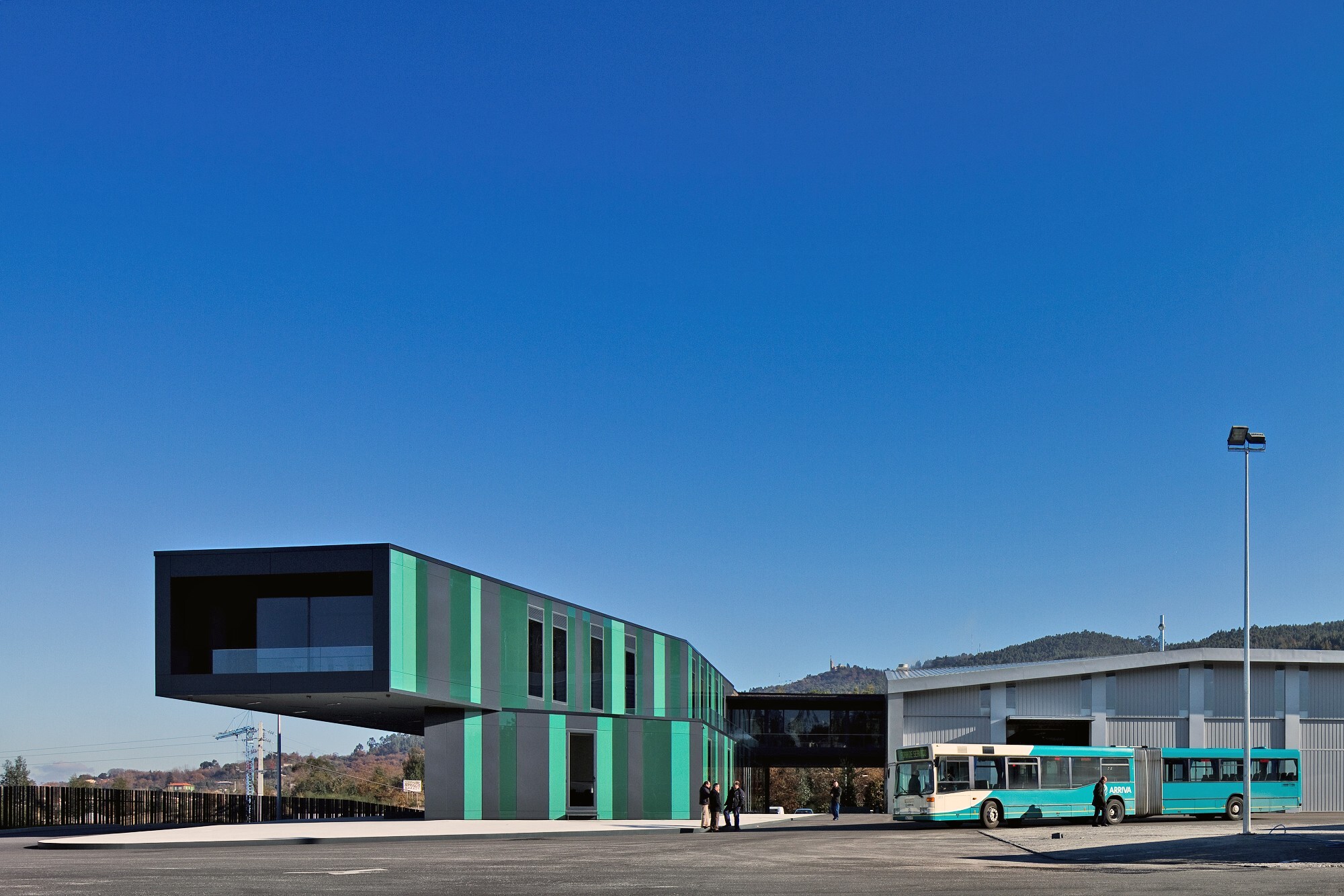 Edifício da Arriva em Guimarães no 3º lugar mundial dos imóveis de transportes públicos com melho...