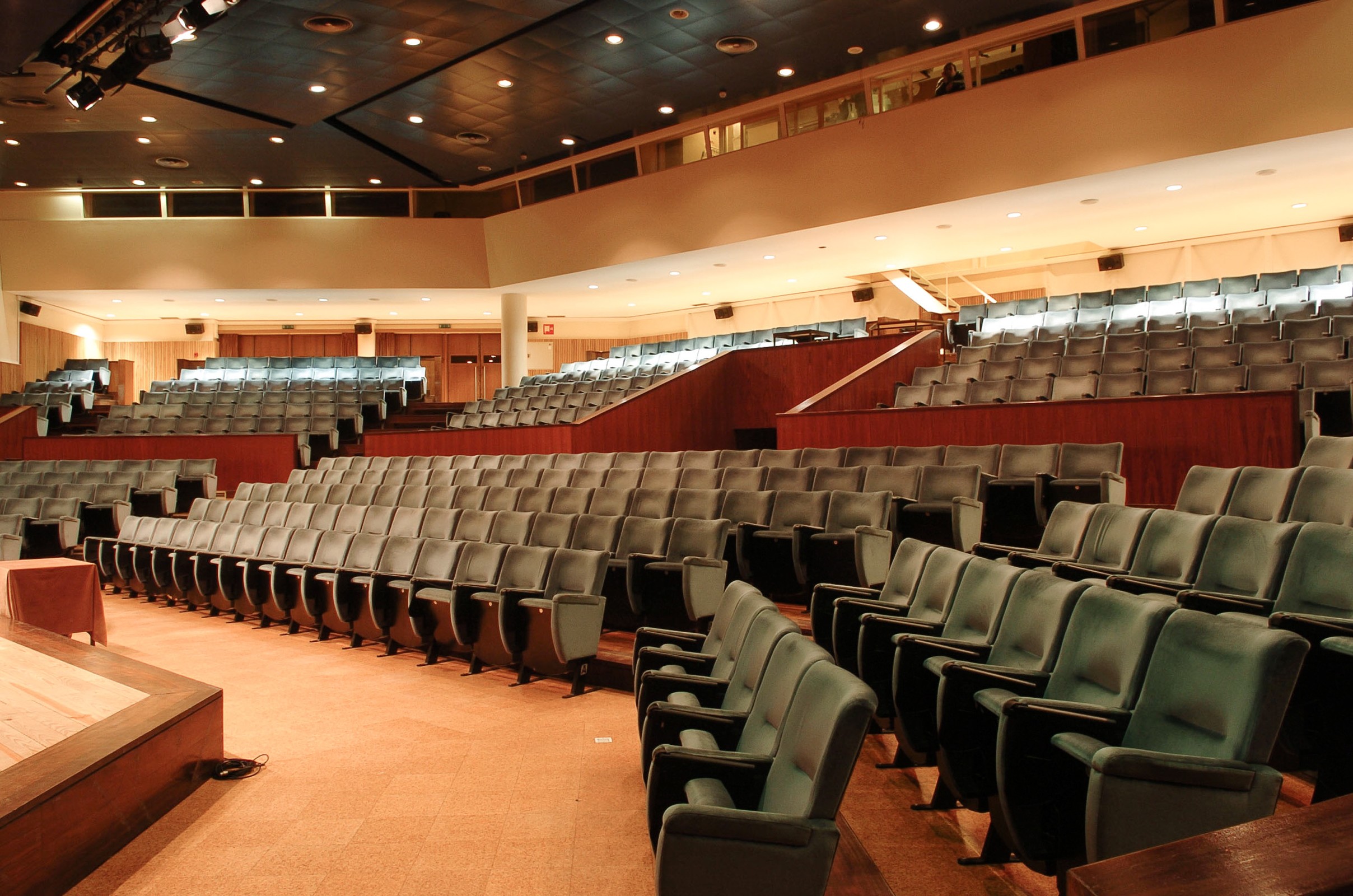 Assembleia Municipal de Guimarães reúne quinta-feira à noite no Auditório da UMinho