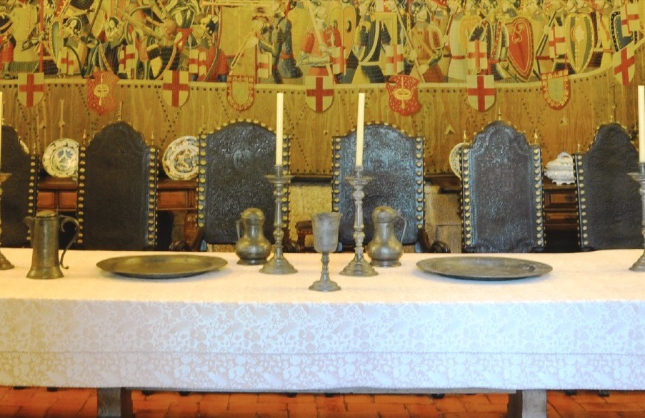 Visitantes do Paço dos Duques de Bragança jantam este sábado como se fosse no século XV