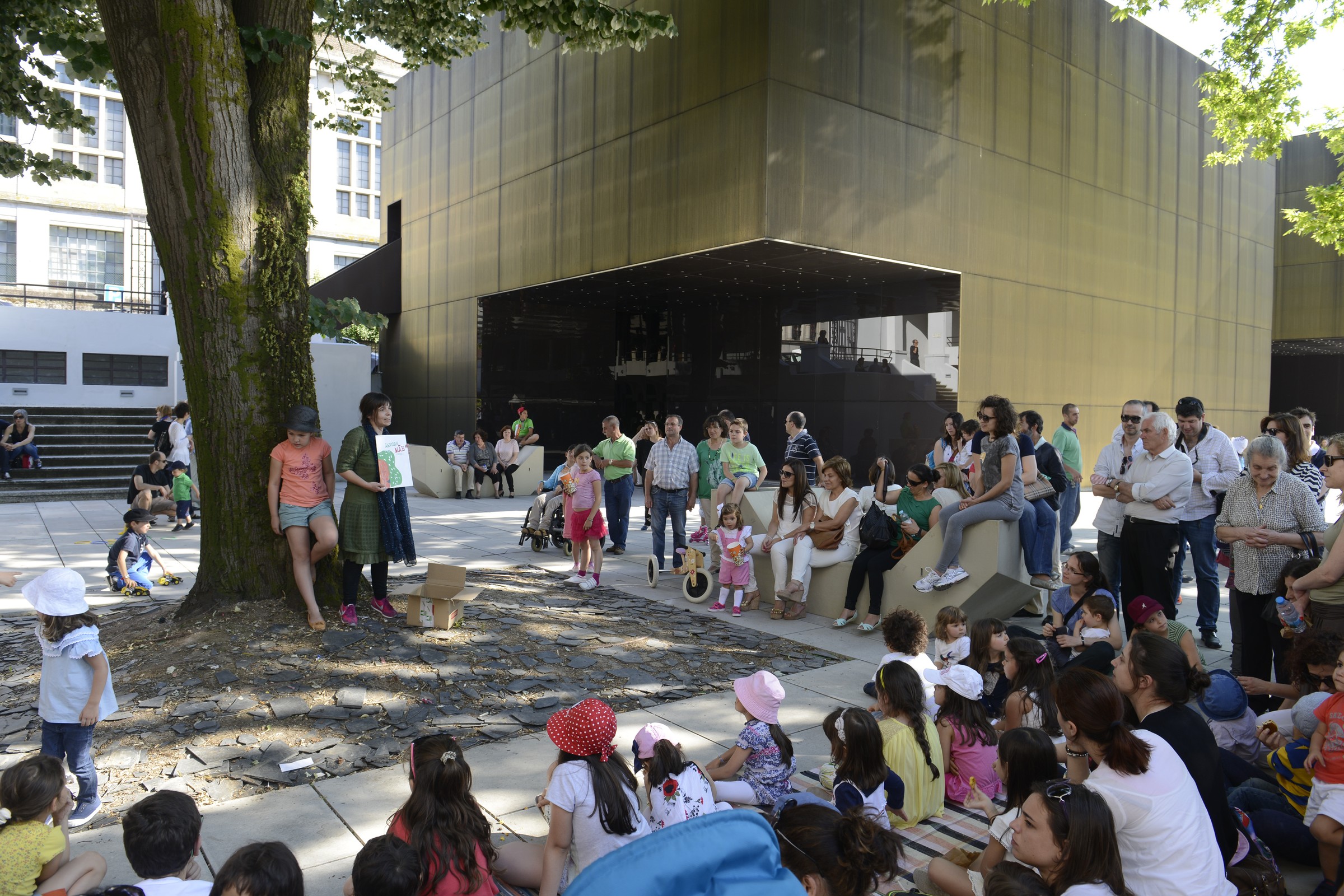 “Dias Cheios de Ideias” reúne famílias na Plataforma das Artes entre segunda-feira e sábado, 06 j...