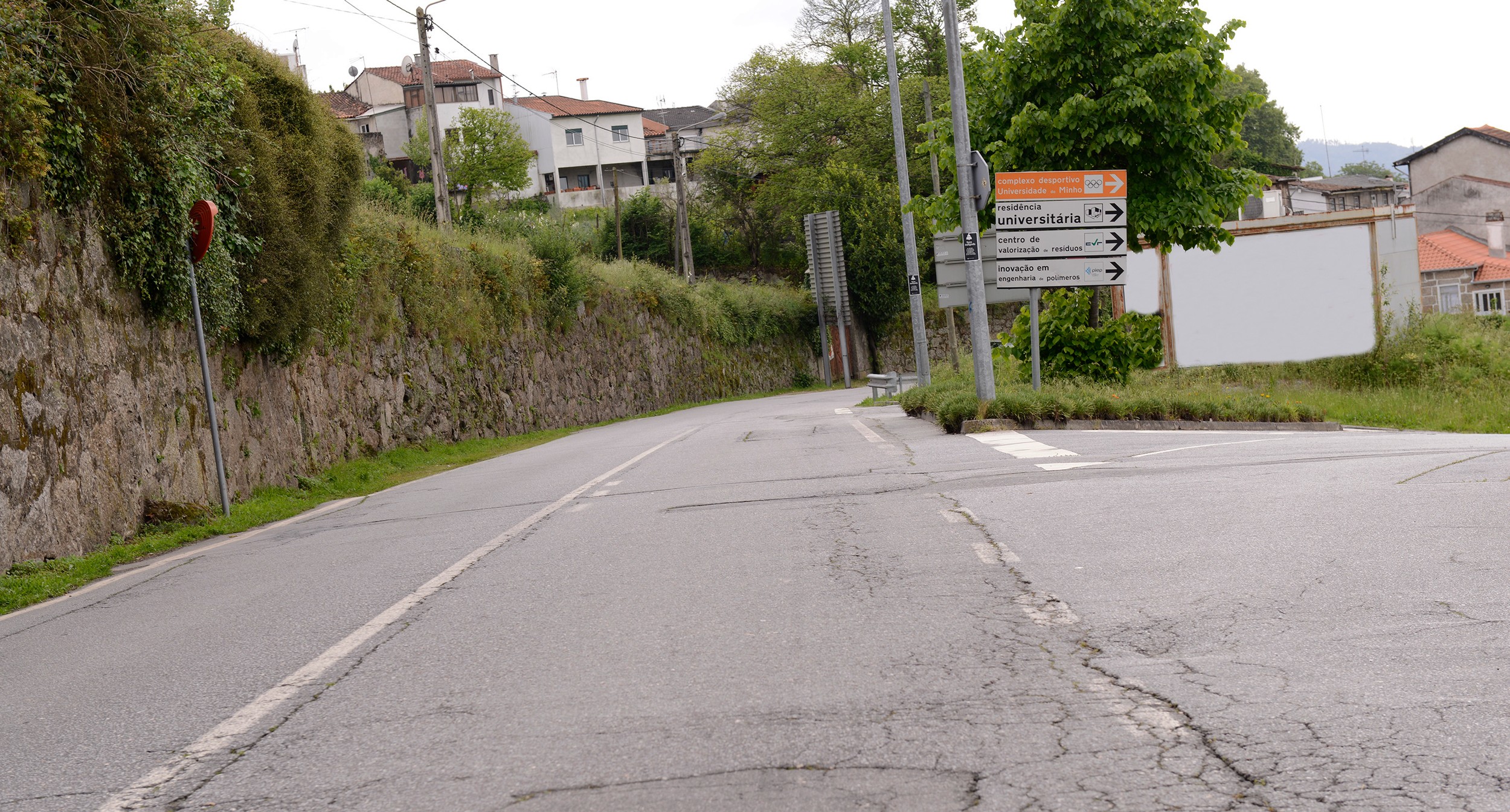 Câmara de Guimarães iniciou obra que vai reabilitar entrada nascente da cidade