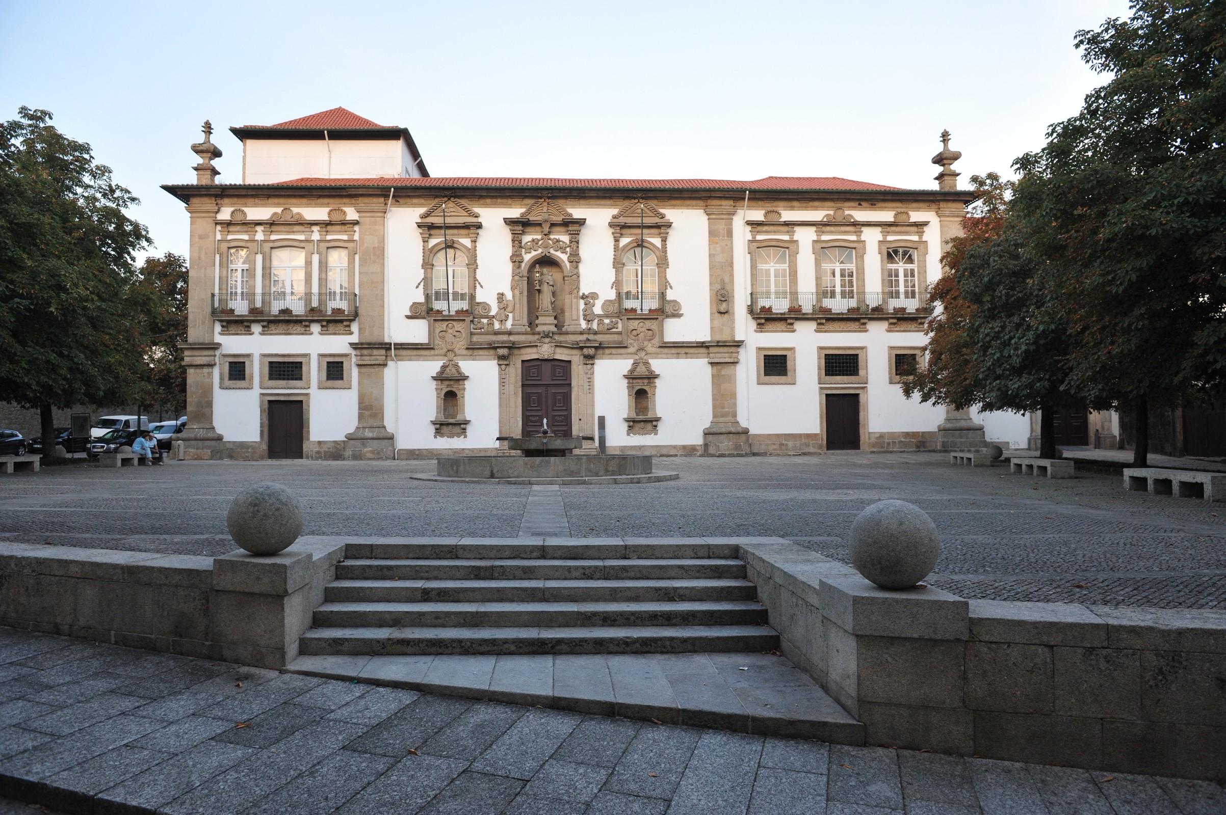 Evento sobre mobilidade convida vimaranenses a experimentarem dificuldades de pessoas com deficiê...