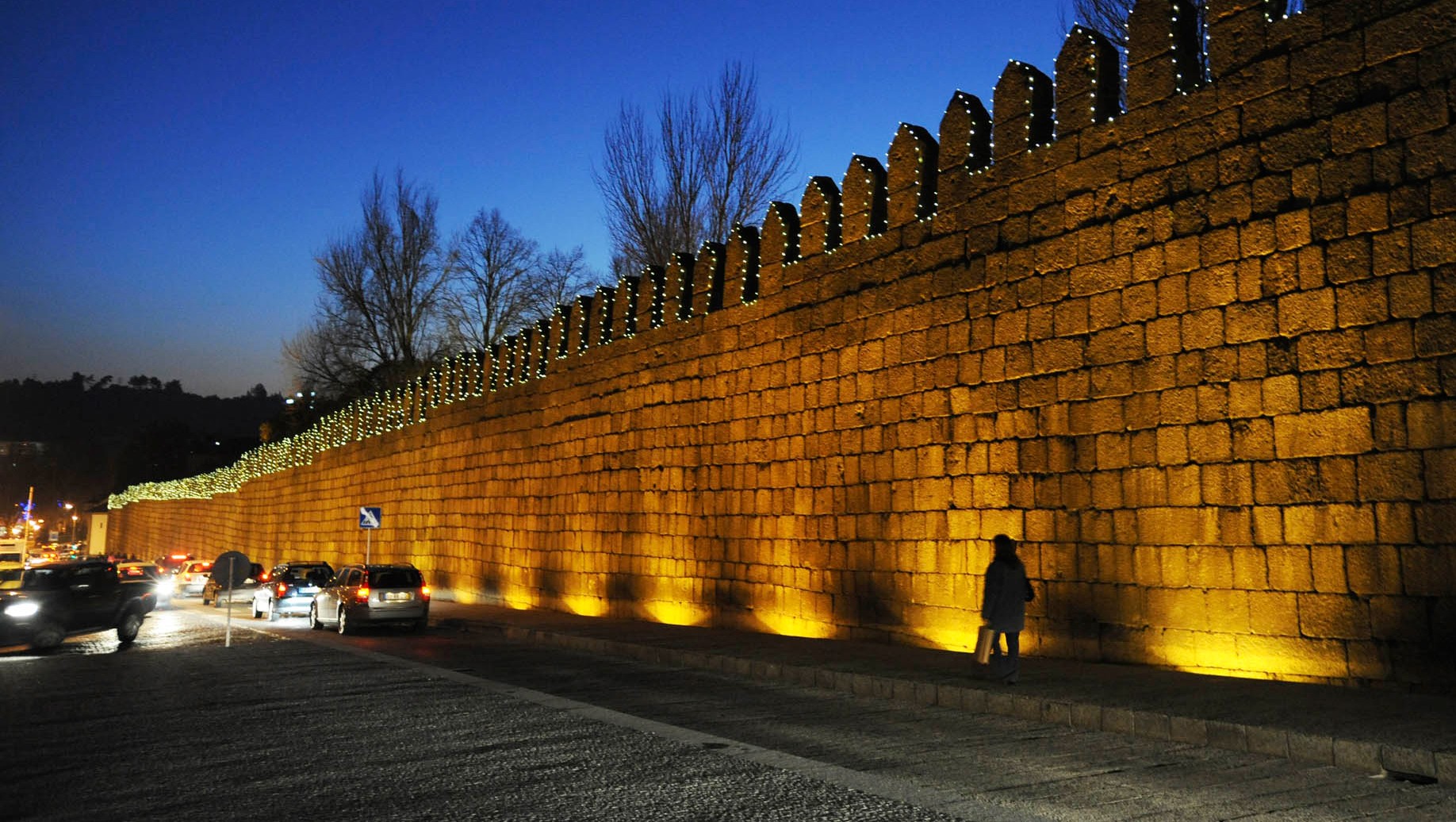 Câmara de Guimarães começou a mudar iluminação pública para tecnologia LED