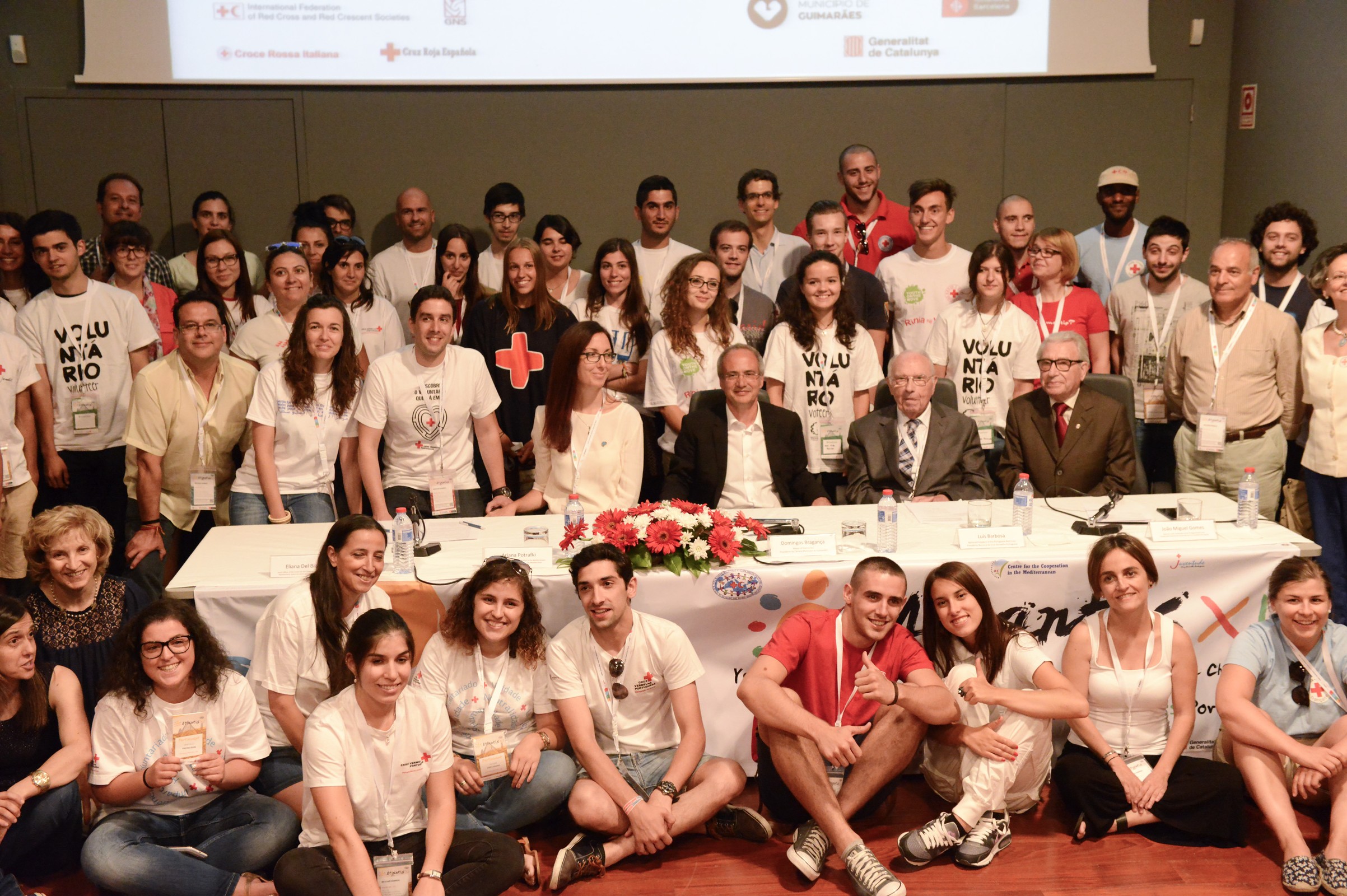 Município sensibiliza estudantes de Guimarães para projetos de Voluntariado Jovem Europeu