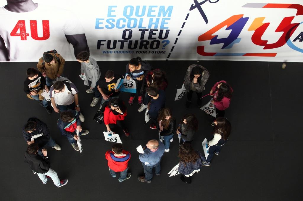 Guimarães recebe feira com oferta educativa da região para orientar futuro profissional de alunos
