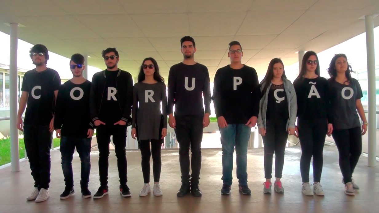 Escola das Taipas vence concurso nacional com vídeo vimaranense anti-corrupção