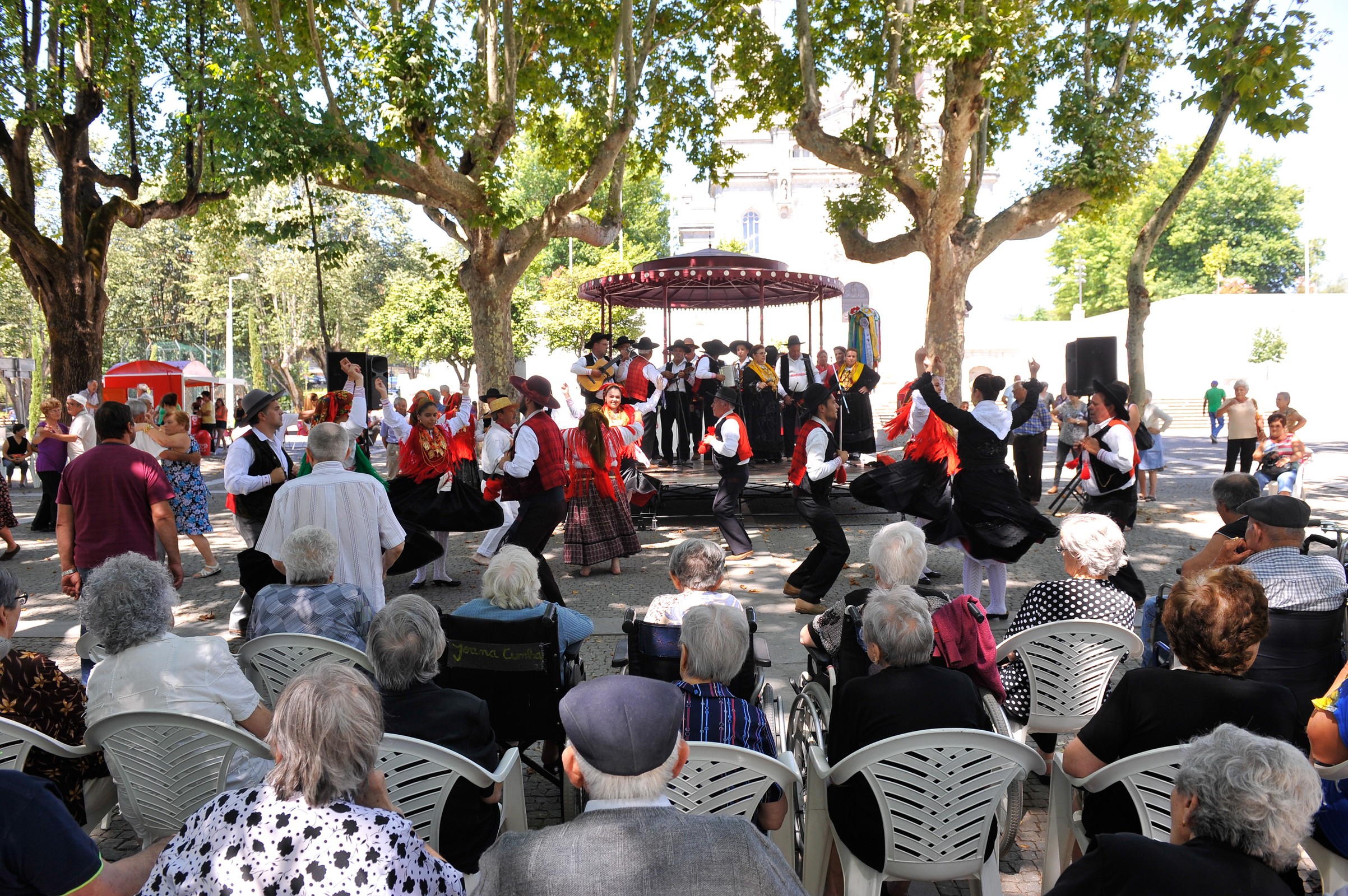 Câmara de Guimarães cria Provedor do Idoso no encerramento da “Semana Sénior”