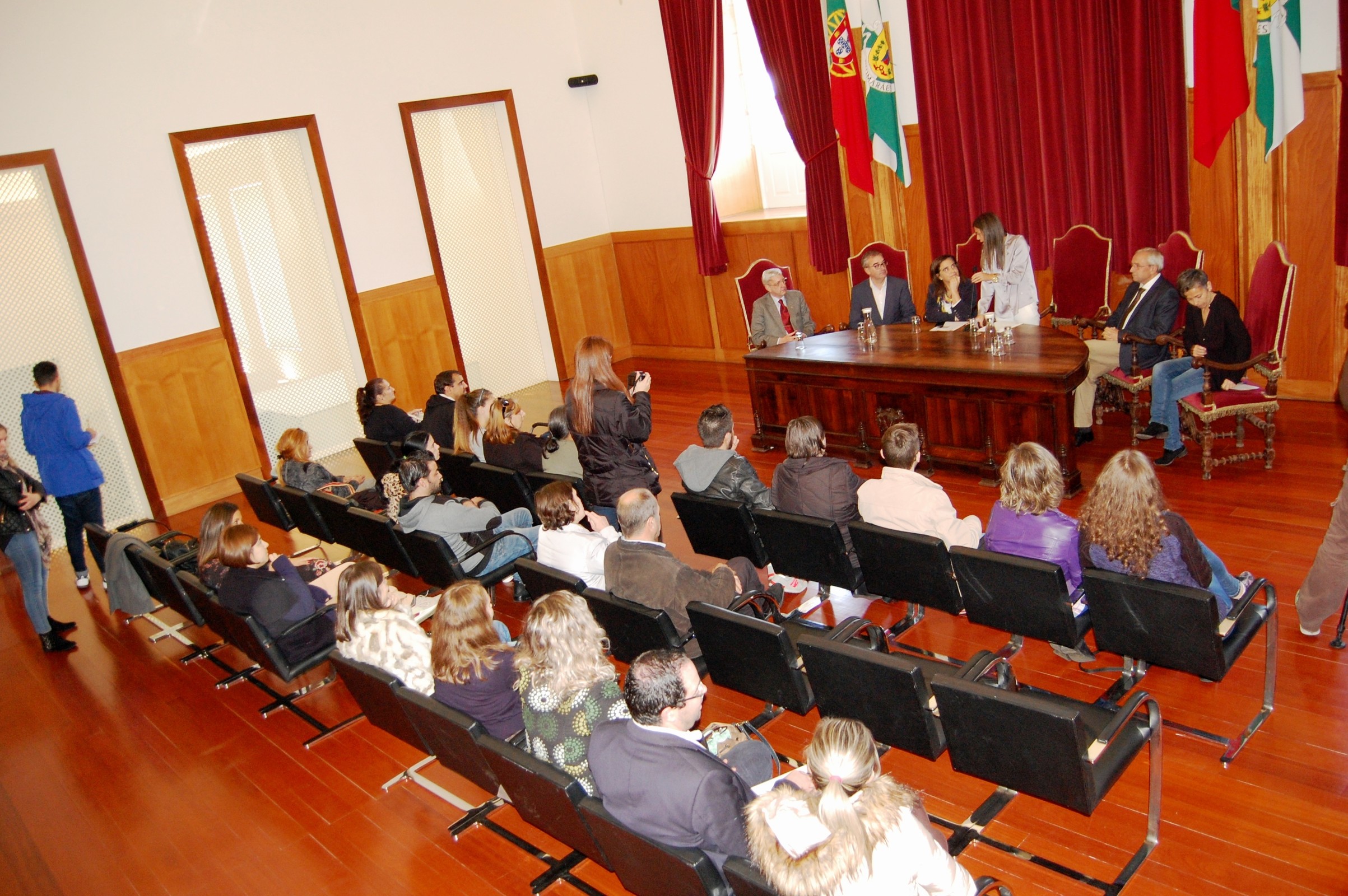 41 famílias vimaranenses realojadas pela Câmara de Guimarães em 2016