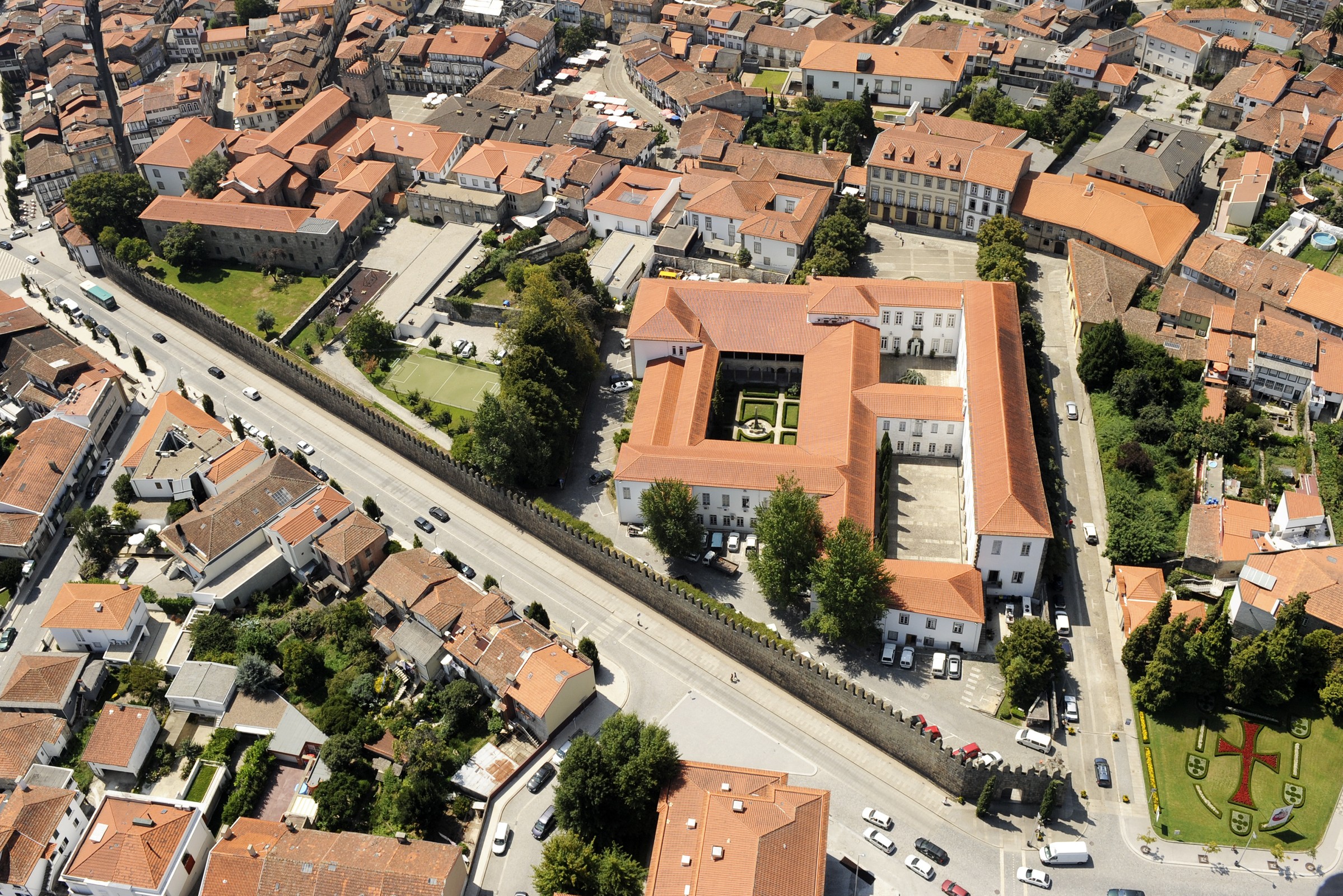 Guimarães entre os destinos mais valiosos do mundo para 2017