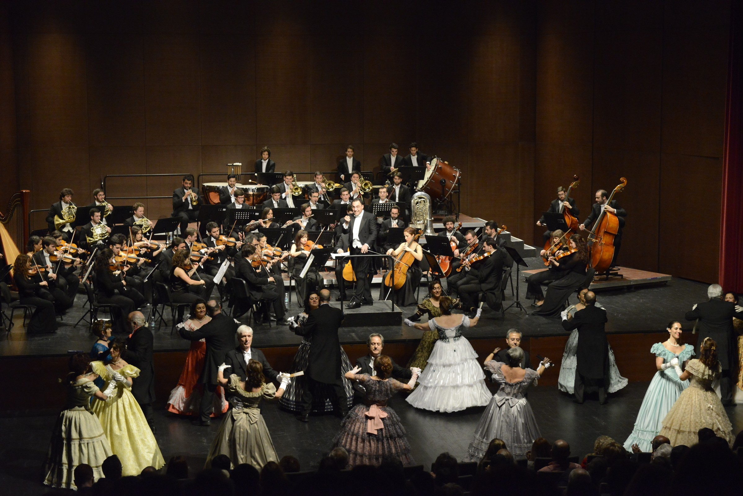 Concerto de Ano Novo em Guimarães com música e dança nas boas-vindas a 2017