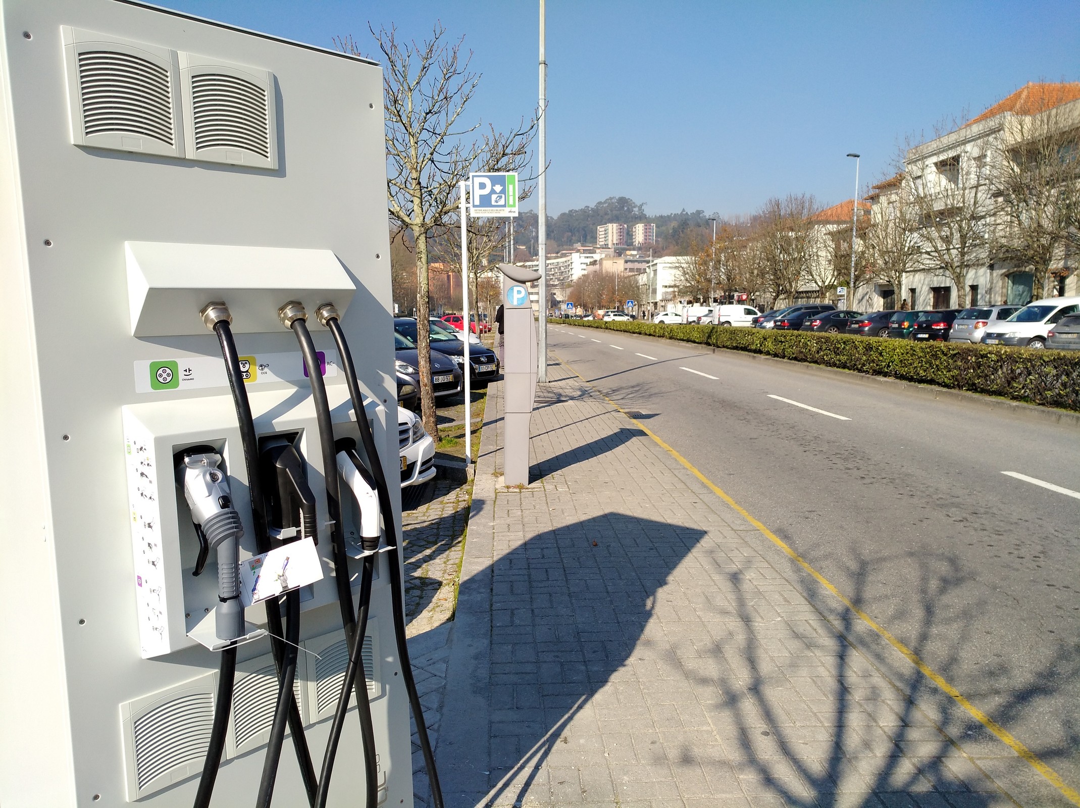 Câmara Municipal de Guimarães inaugura Posto de Carregamento Rápido de Veículos Elétricos