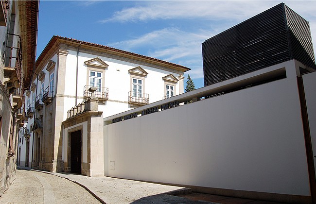 Arquivo Municipal Alfredo Pimenta inaugura exposição sobre Macau