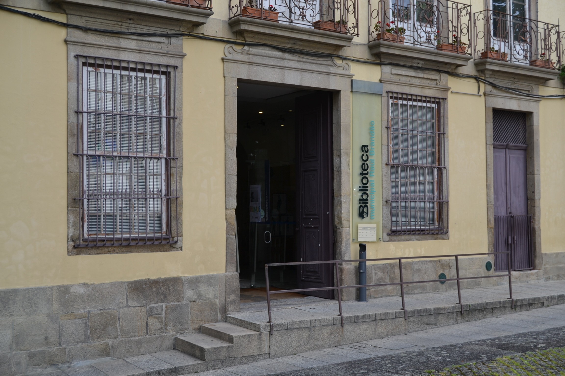 “Antena de Informação Europeia de Guimarães” inaugurada na Biblioteca Raul Brandão