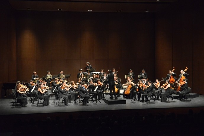 Orquestra de Guimarães com guitarrista norte-americano na abertura do Guimarães Jazz