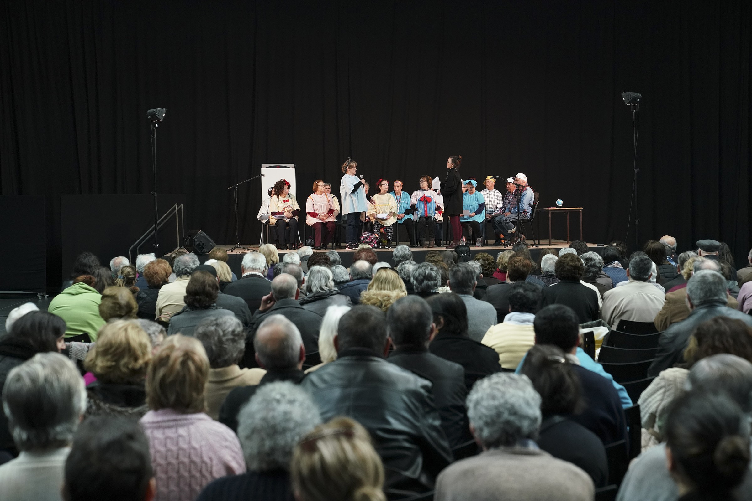 Dia Mundial do Teatro propociona momento de partilha entre idosos
