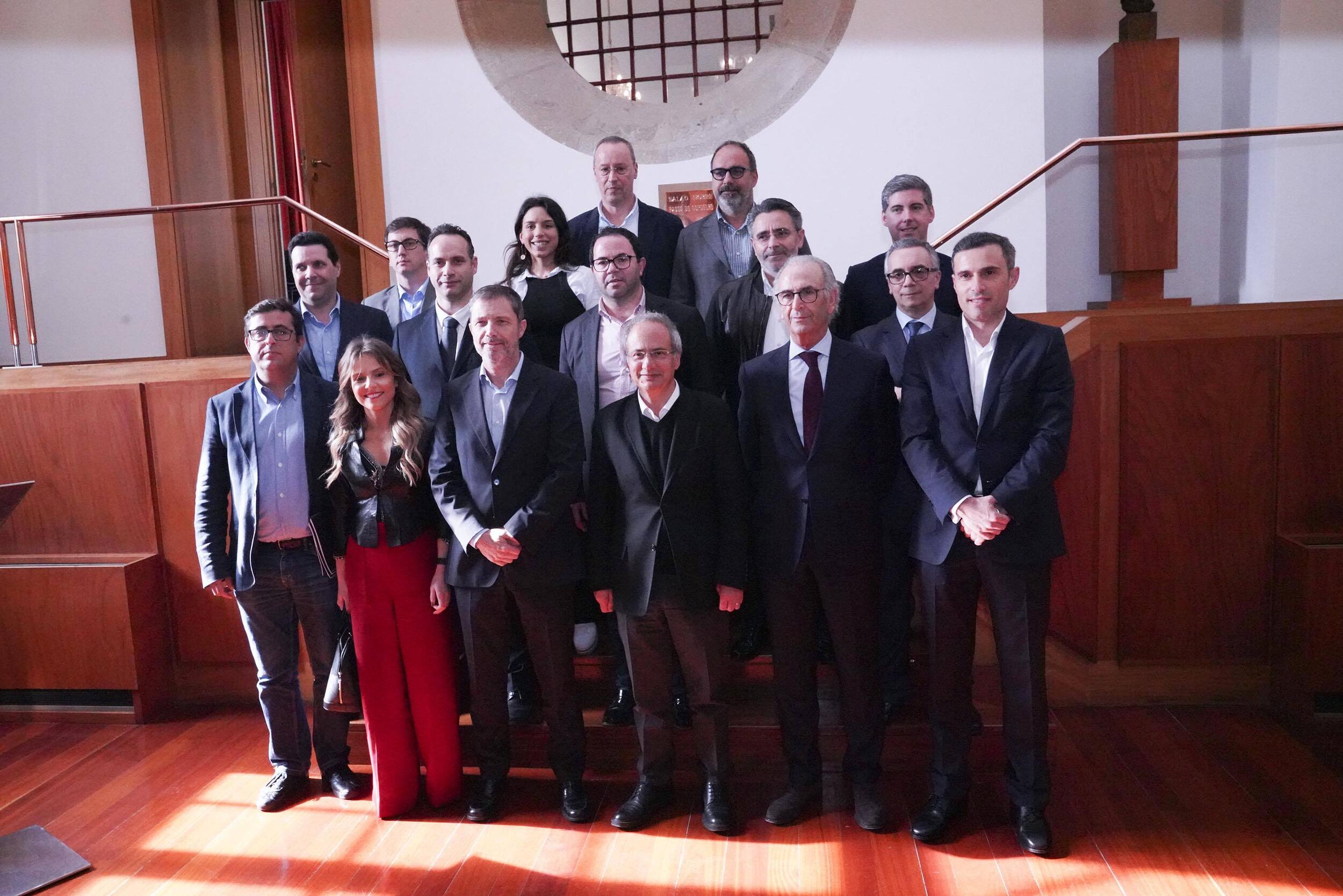Domingos Bragança recebeu Órgãos Sociais do Vitória Sport Clube na Câmara