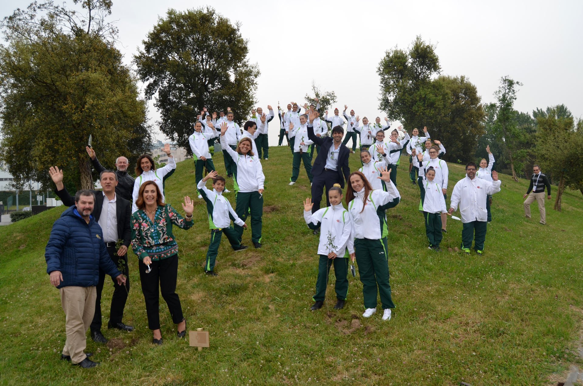Participantes no Mundial por Grupos de Idade plantaram mais trezentas árvores