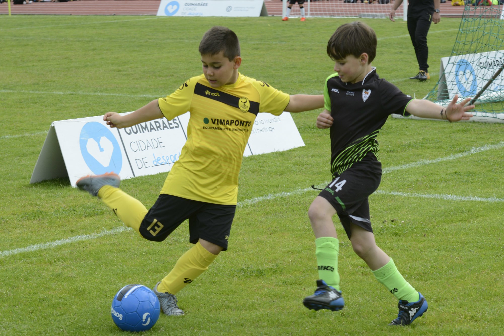 Oficinas de Futebol e de Surf em Guimarães