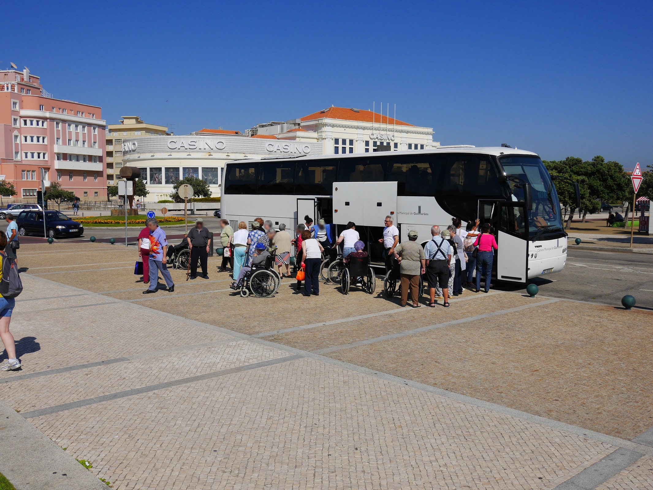 Câmara de Guimarães organiza “Passeios de Outono” para idosos