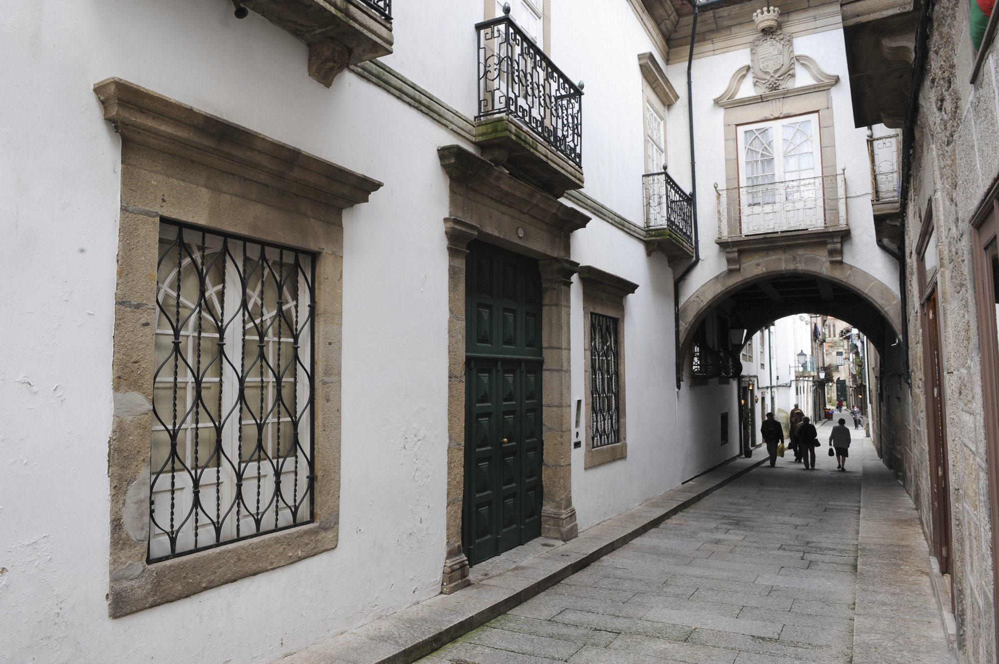 Guimarães recebe voluntário da cidade geminada Dijon