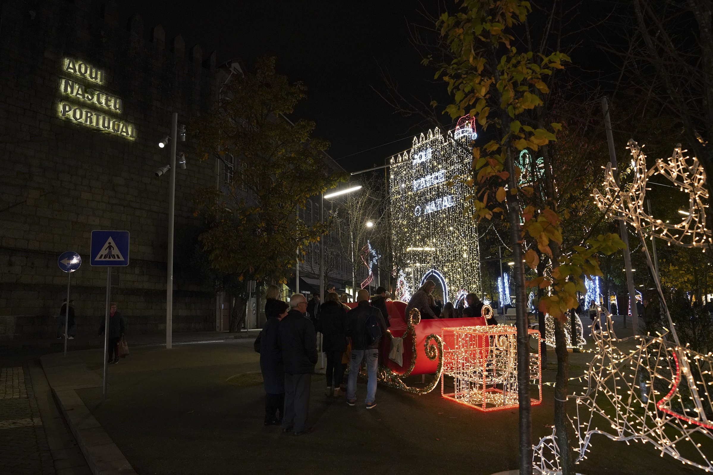 Mercado de Natal de Guimarães encanta no Bosque da Alameda de S. Dâmaso